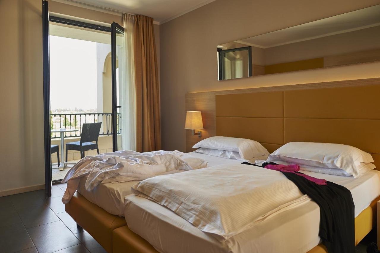 Hotel Resort Villa Luisa & Spa San Felice del Benaco Exterior photo
