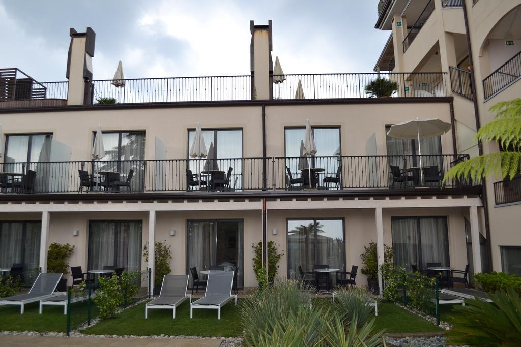Hotel Resort Villa Luisa & Spa San Felice del Benaco Exterior photo